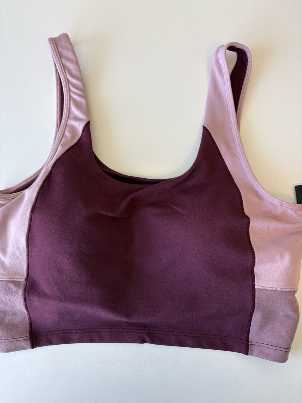 Under Armour Meridian Color Block Tank Top/Bra - women’s Medium NWT